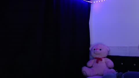 Snapshot of xx_johnson_xx chatting on July 7, 2026, 7:23 am VALE online show from July 7, 2026, 7:23 am