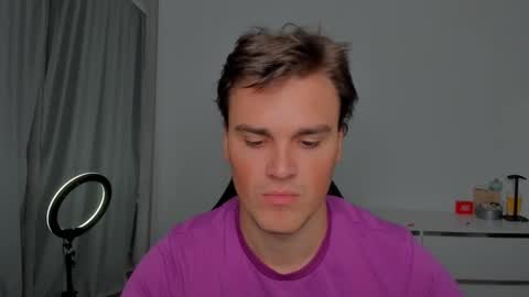 Snapshot of xx_raul_xx_ chatting on September 18, 2025, 9:06 pm raul online show from September 18, 2025, 9:06 pm