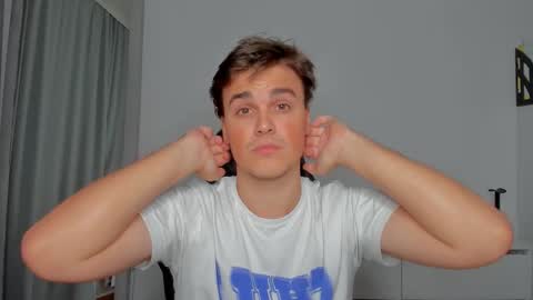 Snapshot of xx_raul_xx_ chatting on September 20, 2025, 10:00 pm raul online show from September 20, 2025, 10:00 pm