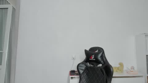 raul online show from December 17, 2025, 12:00 pm