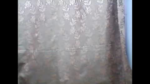 Mariel online show from December 27, 2024, 11:42 pm