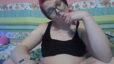 xxangel941898 online show from February 24, 2025, 2:19 am