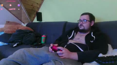 xxevoker online show from October 3, 2025, 8:28 pm