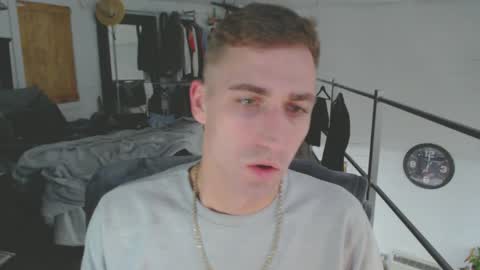 Snapshot of xxivantheterriblexx chatting on December 10, 2024, 1:00 am Ivan online show from December 10, 2024, 1:00 am