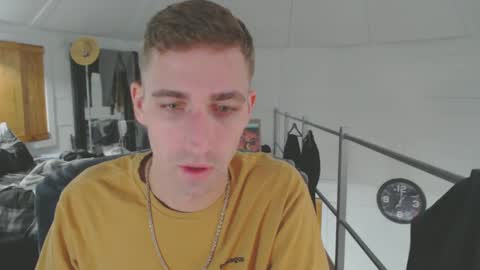 Snapshot of xxivantheterriblexx chatting on December 11, 2024, 3:02 am Ivan online show from December 11, 2024, 3:02 am