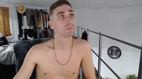 Snapshot of xxivantheterriblexx chatting on December 12, 2024, 3:32 am Ivan online show from December 12, 2024, 3:32 am