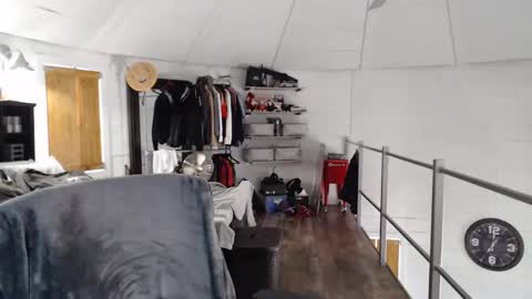 Snapshot of xxivantheterriblexx chatting on December 20, 2024, 7:17 pm Ivan online show from December 20, 2024, 7:17 pm