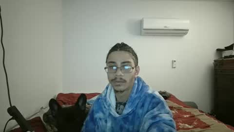 Snapshot of xxjasoneecxx chatting on January 13, 2025, 2:39 am XxJasoneecxX online show from January 13, 2025, 2:39 am