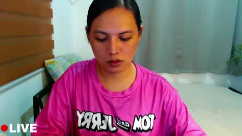 Snapshot of xxjulielovesyouxx chatting on April 24, 2026, 11:01 am July online show from April 24, 2026, 11:01 am