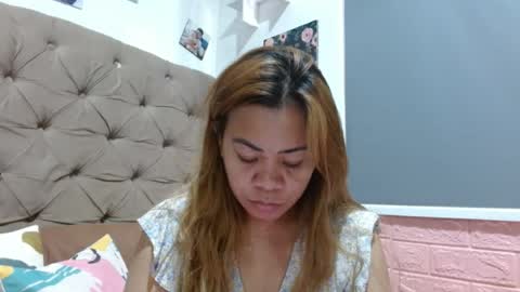 Snapshot of xxkryzelxx chatting on July 16, 2026, 6:41 am Dhel online show from July 16, 2026, 6:41 am
