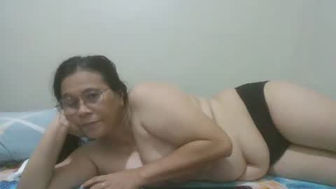 xxlenepinayxx online show from April 25, 2026, 2:25 am