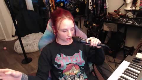 Lilith online show from December 22, 2025, 2:52 am