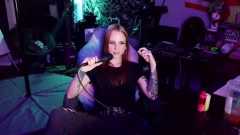 Snapshot of xxlilithmoonxx chatting on June 22, 2026, 4:09 am Lilith online show from June 22, 2026, 4:09 am