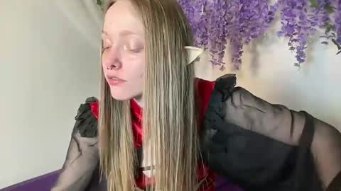 LoveAnastasia online show from April 21, 2026, 3:39 pm