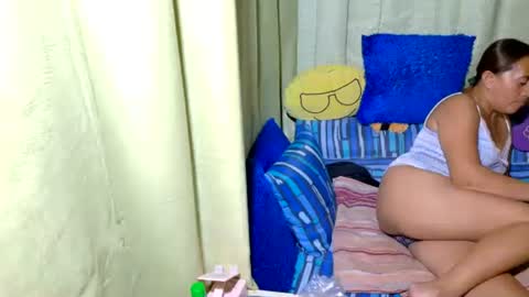 xxloveheart online show from March 1, 2026, 8:38 am