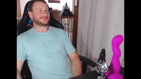 Snapshot of xxmettexx chatting on January 25, 2025, 2:03 pm xxmettexx online show from January 25, 2025, 2:03 pm