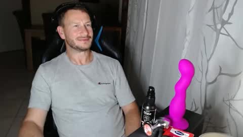 Snapshot of xxmettexx chatting on September 28, 2025, 12:38 am xxmettexx online show from September 28, 2025, 12:38 am