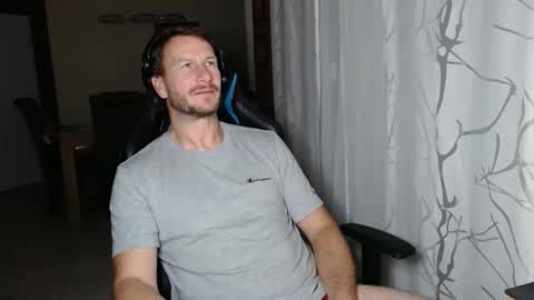 xxmettexx online show from November 11, 2025, 4:29 pm