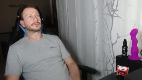 xxmettexx online show from February 8, 2026, 9:07 pm