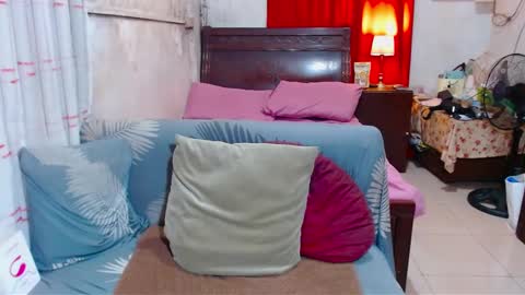 Snapshot of xxmiranda_greyxx chatting on February 11, 2025, 12:17 am sexyyanna4u online show from February 11, 2025, 12:17 am