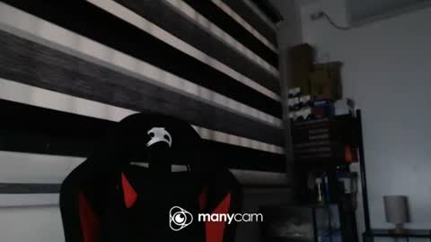 Snapshot of xxmonsterbigcockxx chatting on January 23, 2025, 4:41 am Kaycee online show from January 23, 2025, 4:41 am