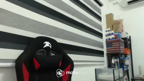 Snapshot of xxmonsterbigcockxx chatting on January 24, 2025, 2:51 pm Kaycee online show from January 24, 2025, 2:51 pm