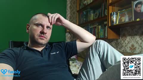 Snapshot of xxmranakondaxx chatting on March 12, 2025, 10:17 pm xxmranakondaxx online show from March 12, 2025, 10:17 pm