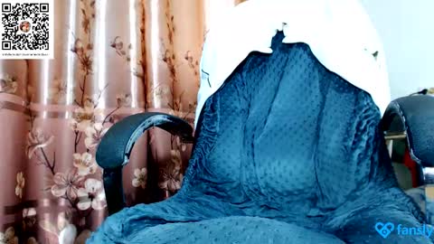 xxmranakondaxx online show from January 6, 2026, 8:23 pm