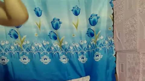 xxolevia online show from October 28, 2025, 7:34 am