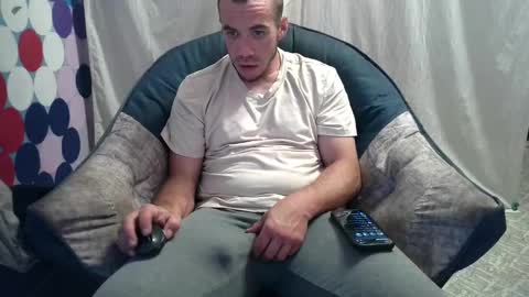 xxScubaStevexx online show from September 15, 2025, 1:38 am