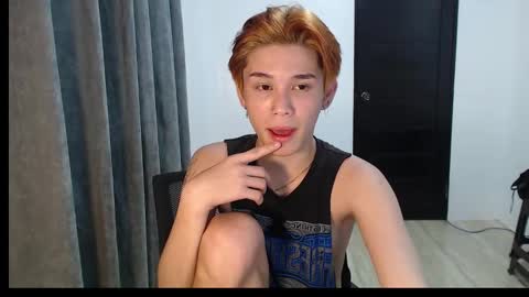 Snapshot of xxsebastian18 chatting on December 30, 2024, 5:44 pm seb online show from December 30, 2024, 5:44 pm