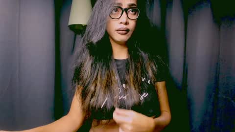 Snapshot of xxsexyandhotxx chatting on December 2, 2024, 9:17 pm Lara online show from December 2, 2024, 9:17 pm