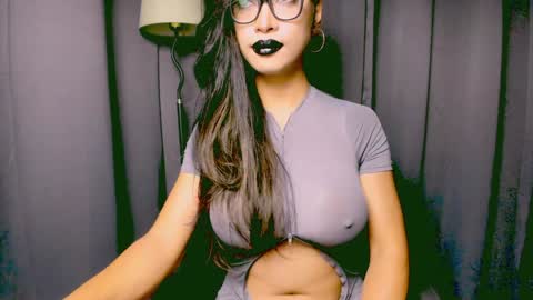 Snapshot of xxsexyandhotxx chatting on December 27, 2024, 9:00 pm Lara online show from December 27, 2024, 9:00 pm