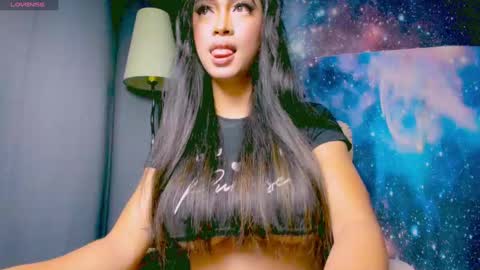 Snapshot of xxsexyandhotxx chatting on January 29, 2025, 8:25 pm Lara online show from January 29, 2025, 8:25 pm