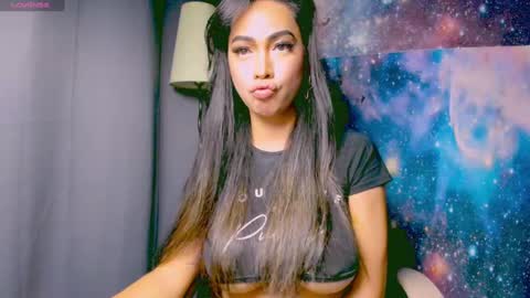 Snapshot of xxsexyandhotxx chatting on January 30, 2025, 2:38 am Lara online show from January 30, 2025, 2:38 am