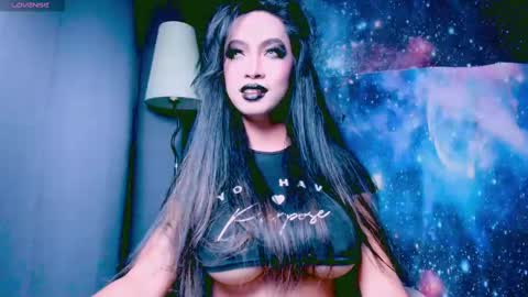 Snapshot of xxsexyandhotxx chatting on February 27, 2025, 5:02 am Lara online show from February 27, 2025, 5:02 am