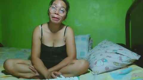 xxsexypinayxx online show from February 6, 2025, 10:32 pm