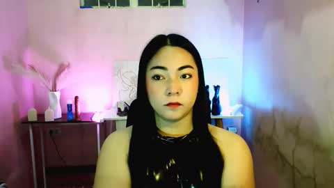 xxslutty kim online show from November 10, 2025, 7:29 am