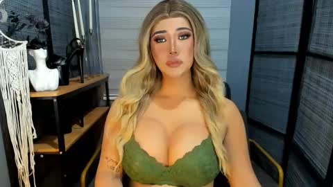 xxtastefullayeshaxx online show from February 1, 2025, 3:50 pm