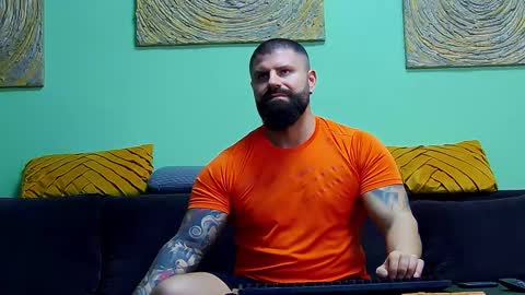 Xtream Leonard online show from November 26, 2025, 10:05 am