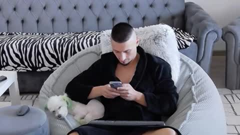 xxx_alejandro online show from September 18, 2025, 10:39 am