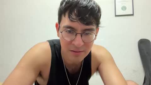boobs lover online show from June 3, 2026, 4:37 am