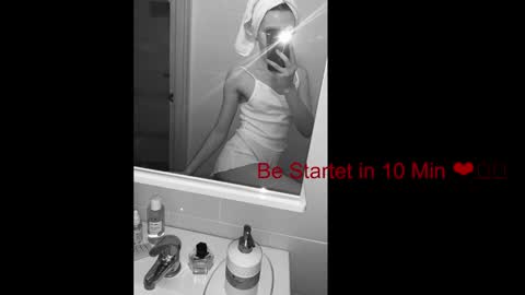 Snapshot of xxxariell_sky_1 chatting on February 1, 2025, 12:16 pm See you on October going to miss you guys incredibly. Subscribe to my Onlyfans Channel to follow the news online show from February 1, 2025, 12:16 pm