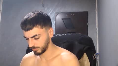 xxxdonpuiuuxxx online show from November 10, 2025, 6:40 pm