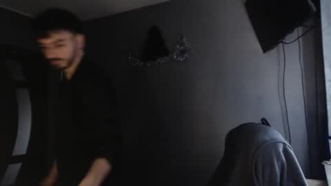 xxxdonpuiuuxxx online show from January 9, 2026, 10:18 am