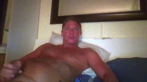 Snapshot of xxxelentdick chatting on November 25, 2025, 3:34 pm deeeeznutz online show from November 25, 2025, 3:34 pm