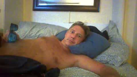 Snapshot of xxxelentdick chatting on April 7, 2026, 7:09 am deeeeznutz online show from April 7, 2026, 7:09 am