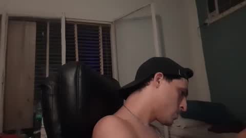 xxxfacu online show from January 18, 2025, 3:09 am