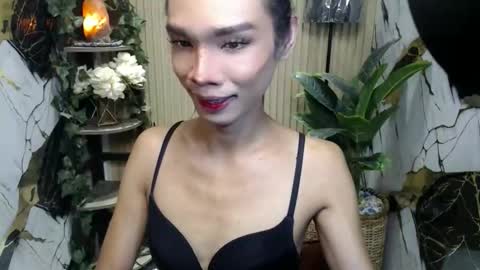 Your Princess Yums online show from December 21, 2025, 5:25 am