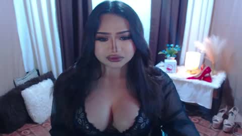 Snapshot of xxxgiganticoliviacummerxxx chatting on June 1, 2026, 6:31 pm OLIVIA online show from June 1, 2026, 6:31 pm